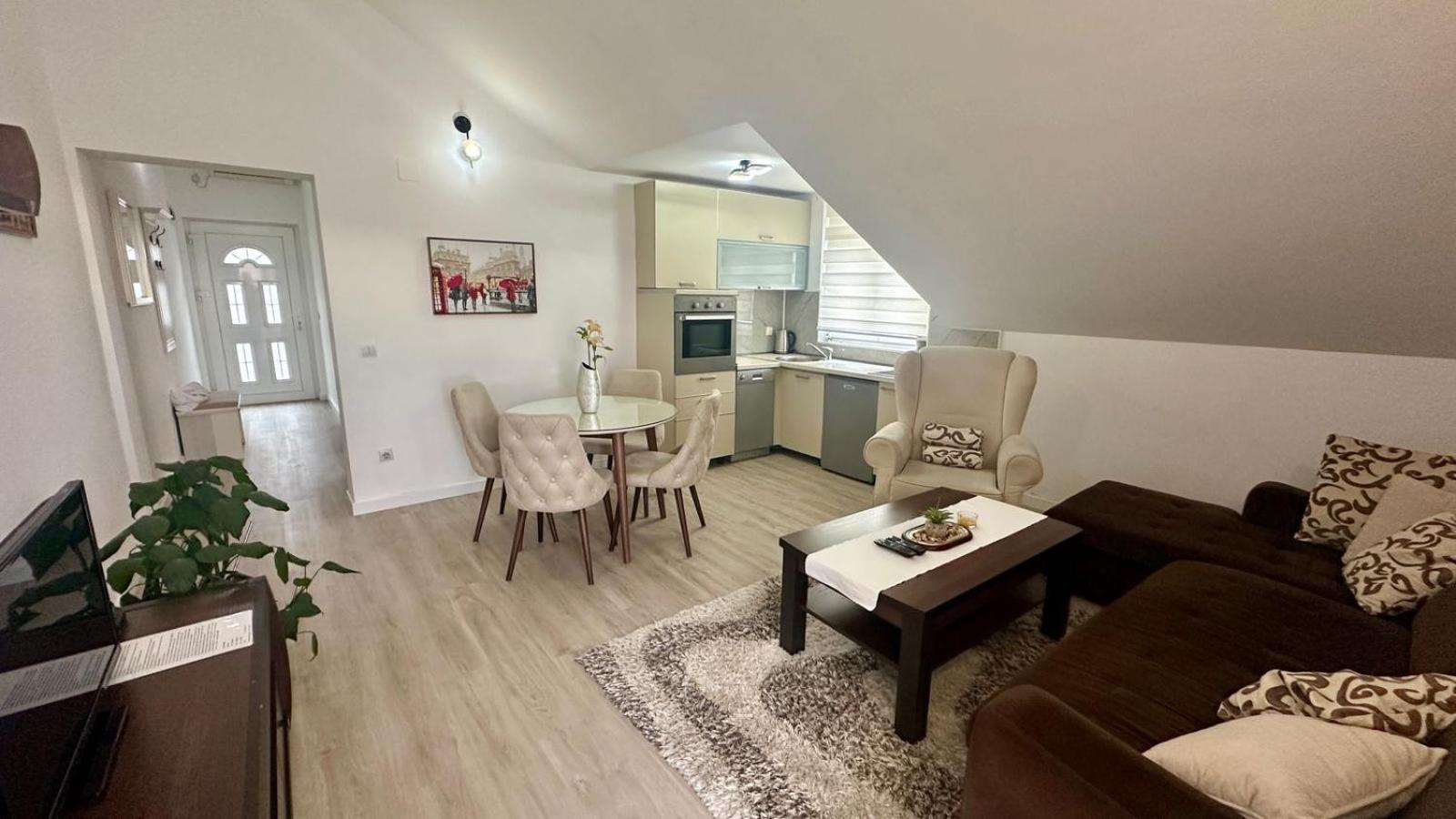 Apartments Teodo Tivat