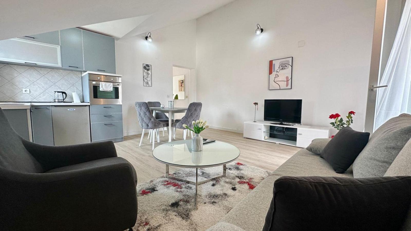 Apartments Teodo * Tivat